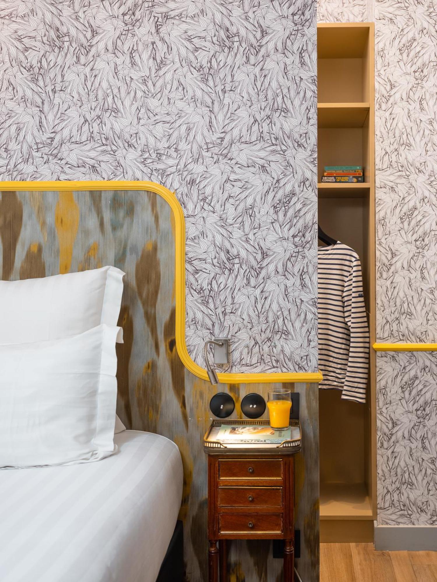Hotel Crayon Rouge