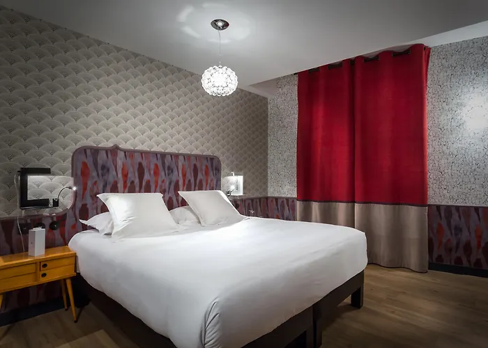 Hôtel Crayon Rouge by Elegancia